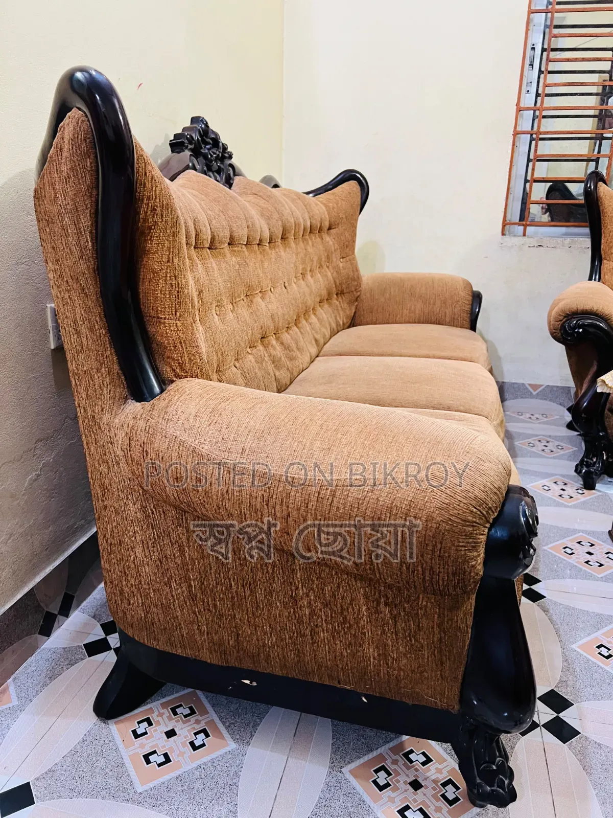 Used Sofa for sell