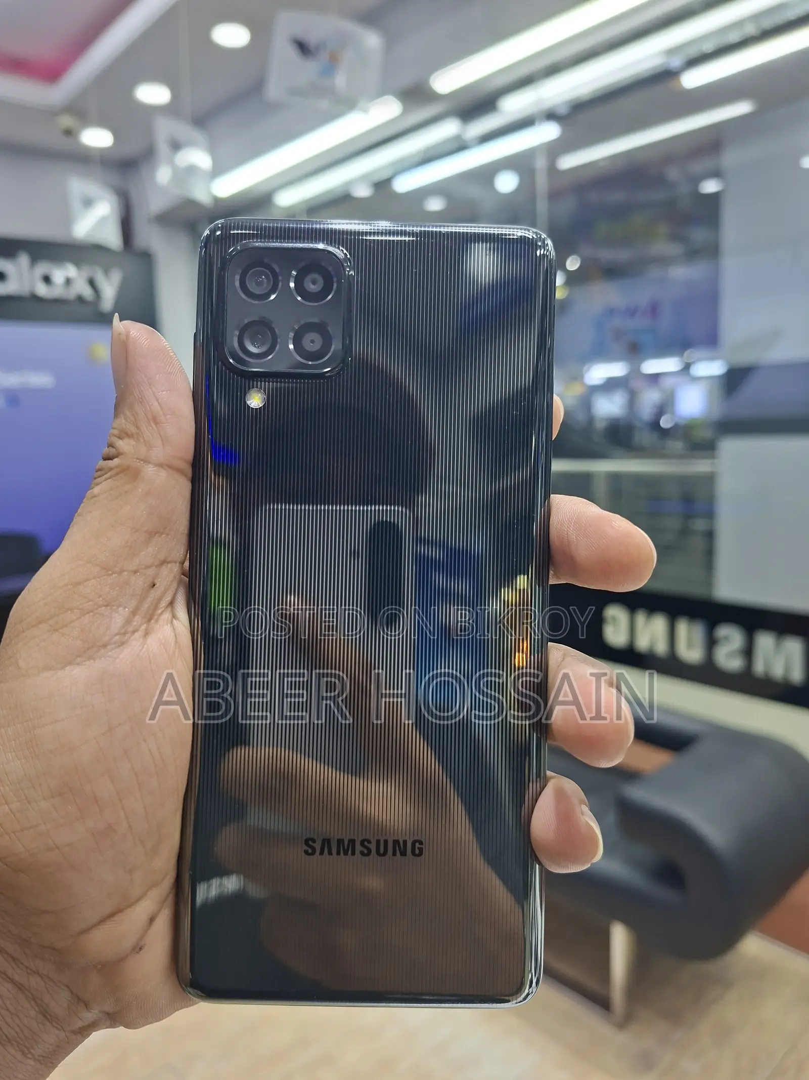 Samsung Galaxy M62 128 GB Black