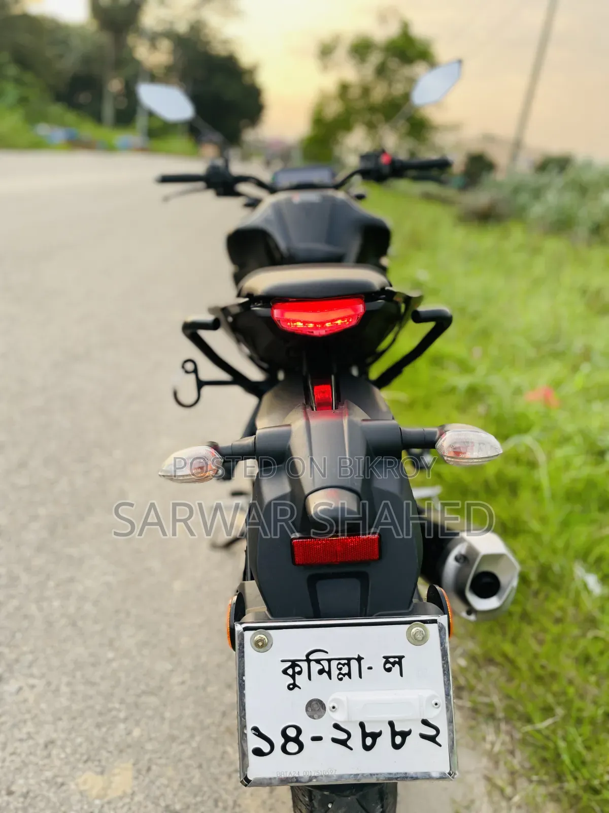 ইয়ামাহা ২০২৪ কালো