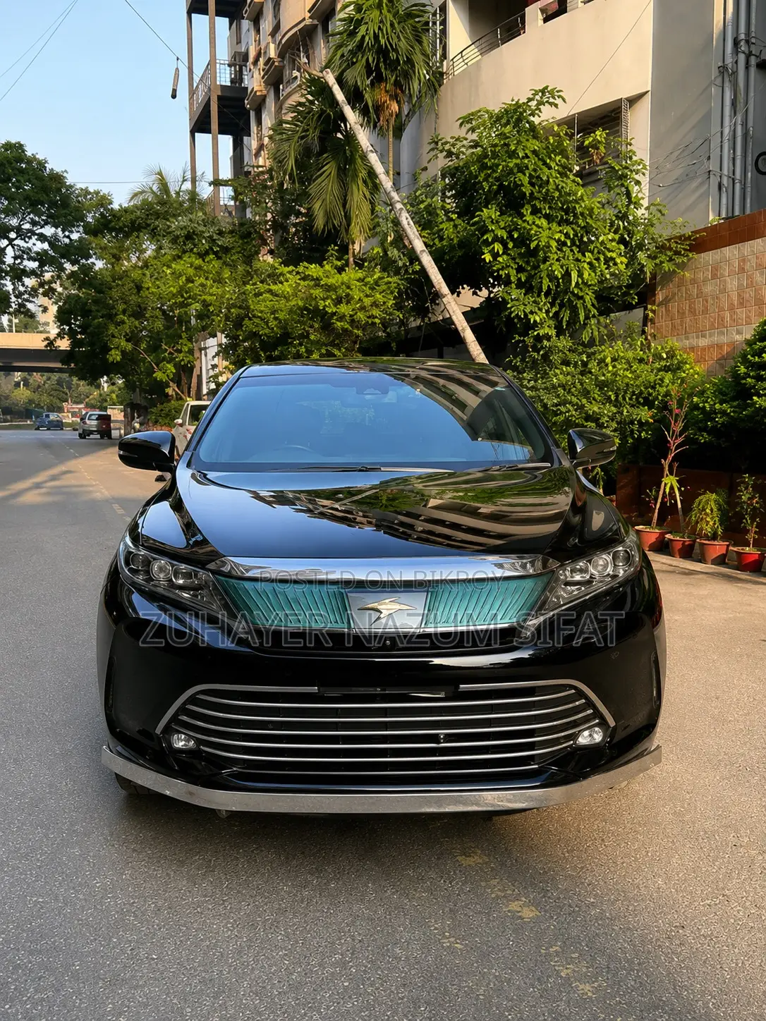 Toyota Harrier Hybrid Premium 2018 Black