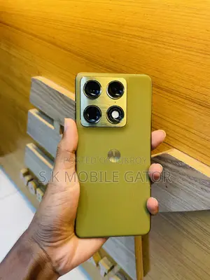 Motorola 512 GB Green