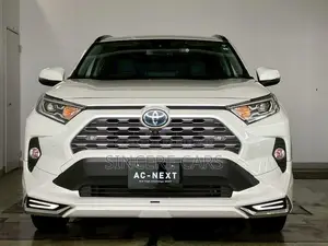 Toyota RAV4 2021 Pearl