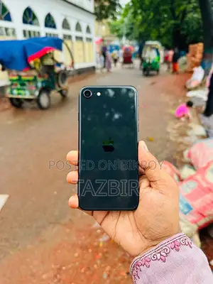 অ্যাপল আইফোন এসই (২০২০) ৬৪ জিবি ব্ল্যাক