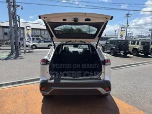 Toyota Corolla Cross 2021 Pearl