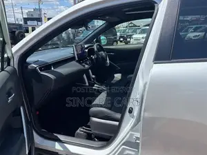 Toyota Corolla Cross 2021 Pearl