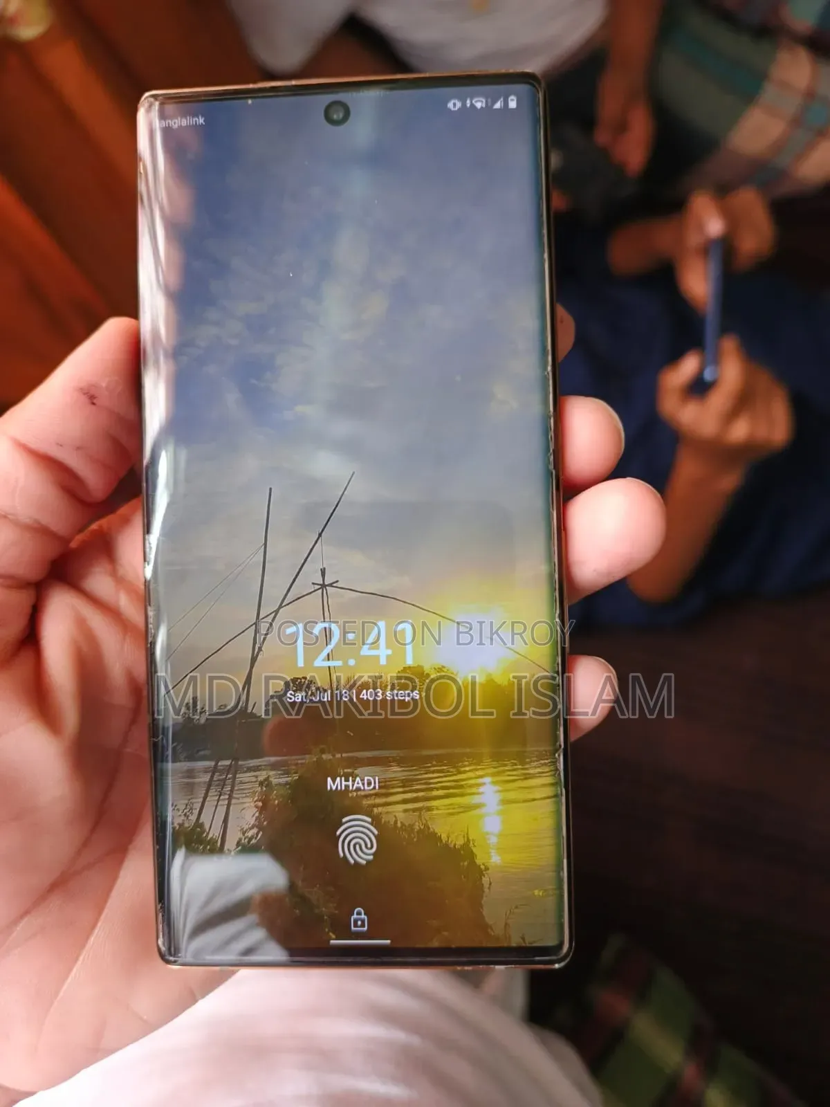 Fujitsu Arrows NX9 F-52a 128 GB Gold