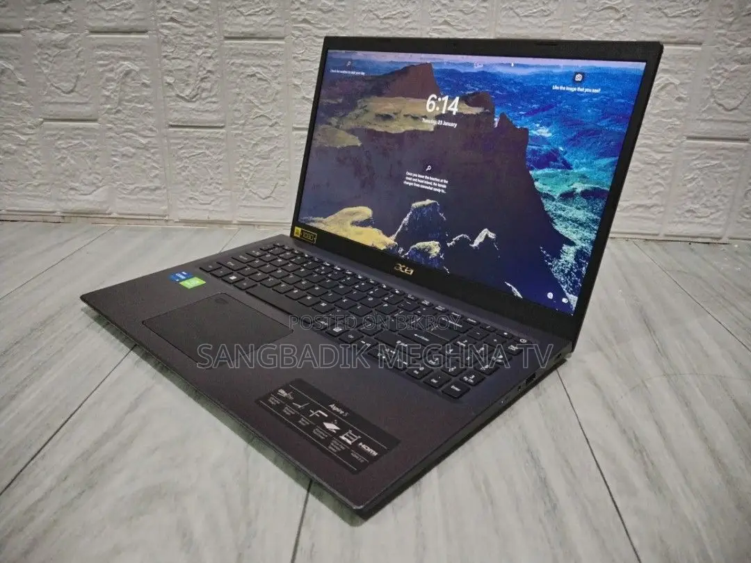Laptop Acer 3GB RAM Intel SSD 256GB