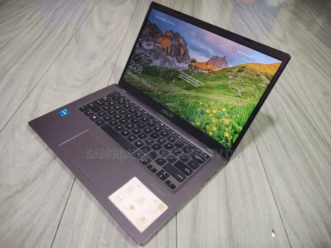 Laptop ASUS 3GB Intel SSD 256GB