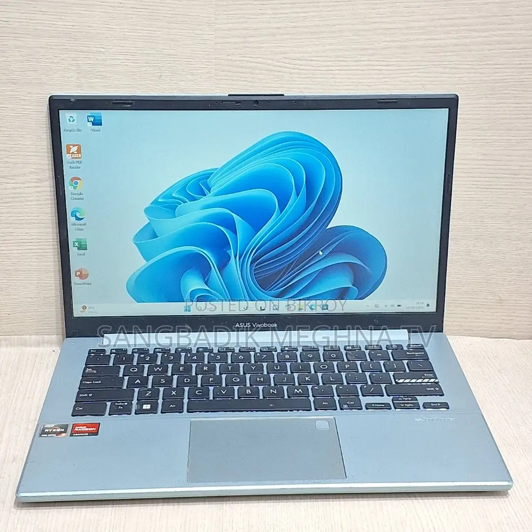 Laptop ASUS 4GB Intel SSD 500GB