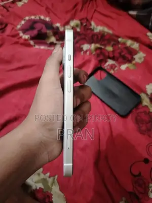 Apple iPhone 13 128 GB White