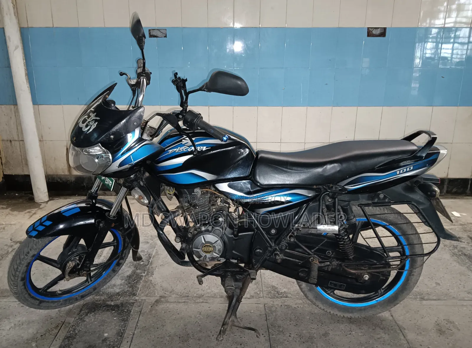 Bajaj Discover 100 2012 Black
