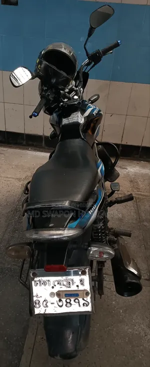 Bajaj Discover 100 2012 Black