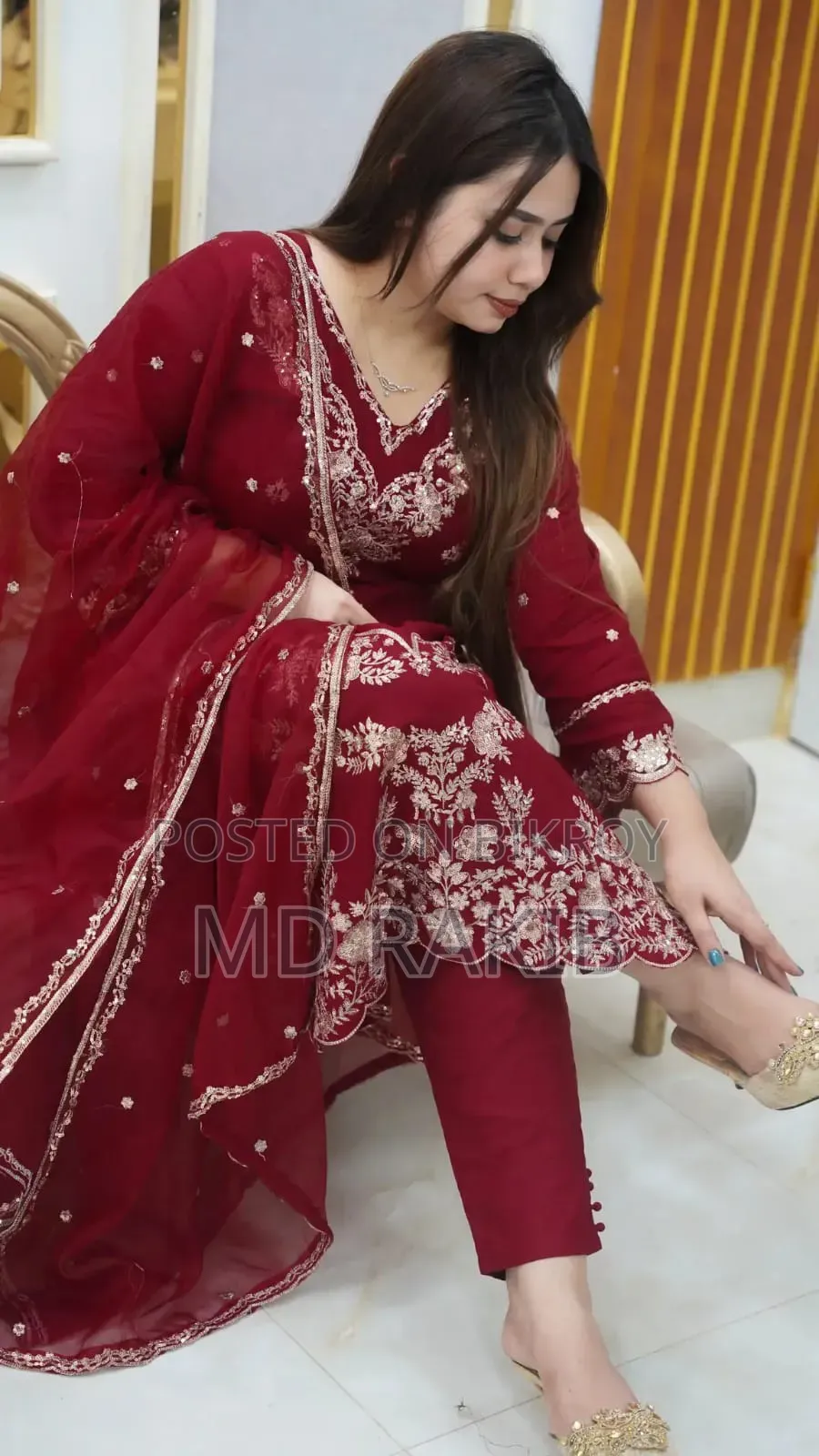 এমব্রয়ডারি থ্রি পিস