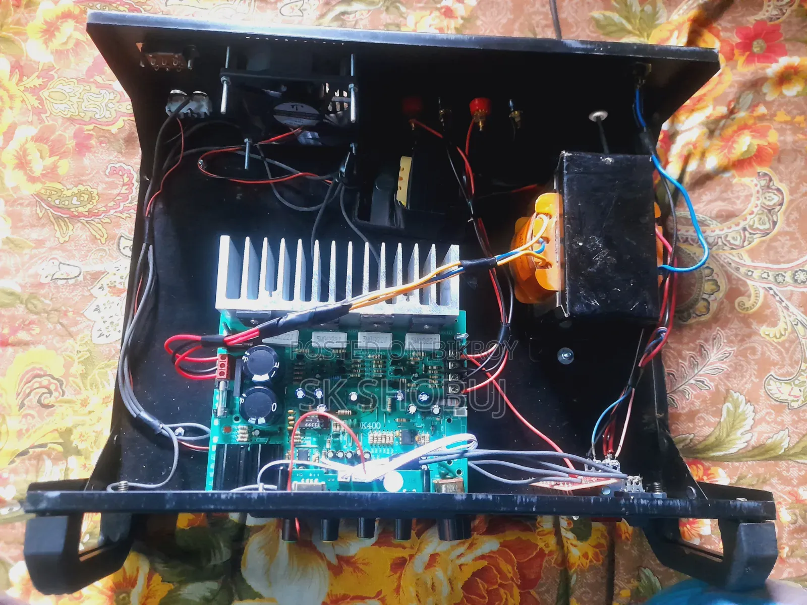 একটা নতুন এমপ্লিফায়ার বিক্রি করবো