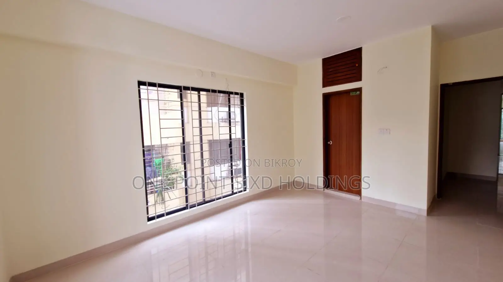 5bdrm Apartment in Uttara for sale