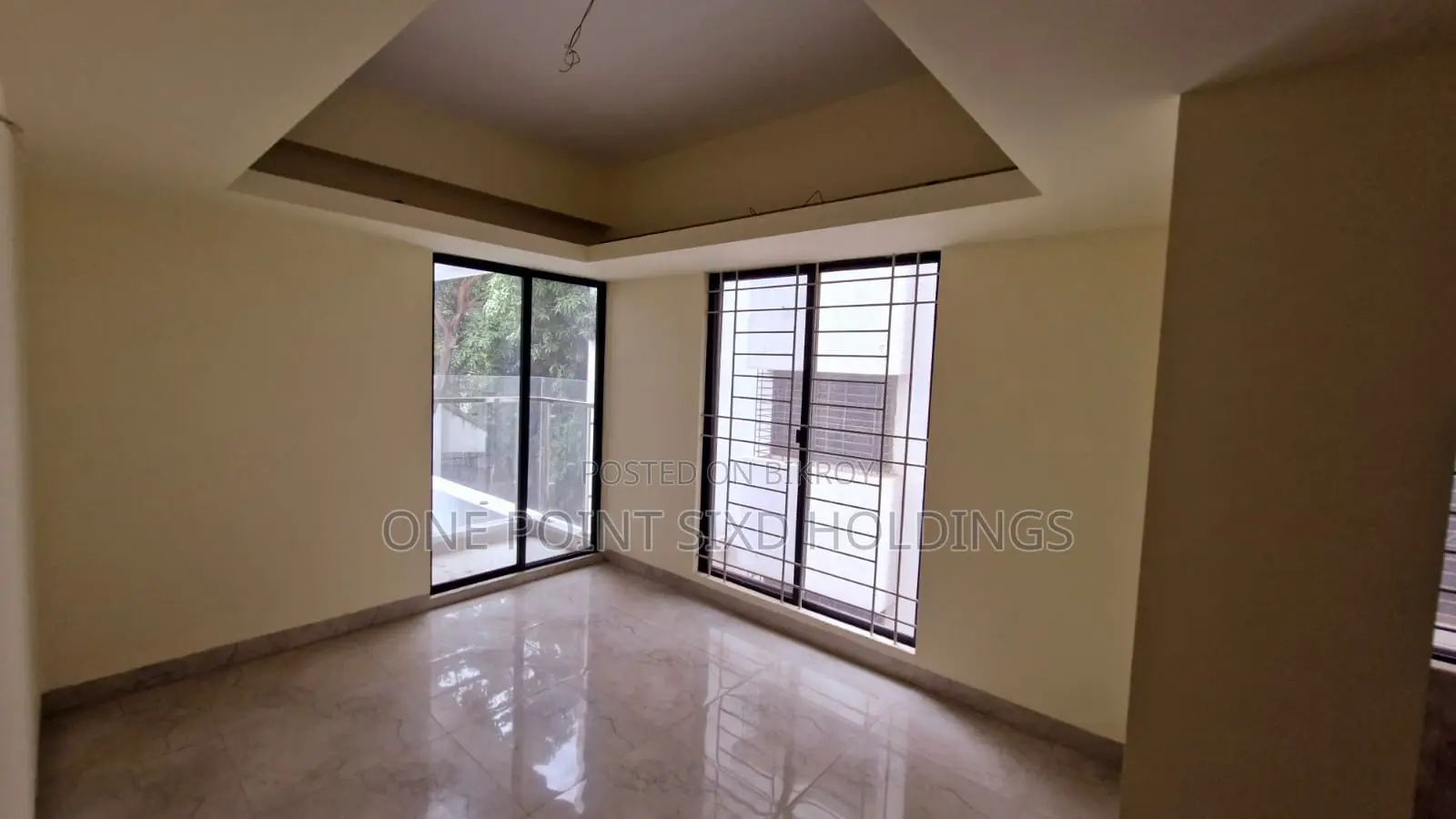 5bdrm Apartment in Uttara for sale
