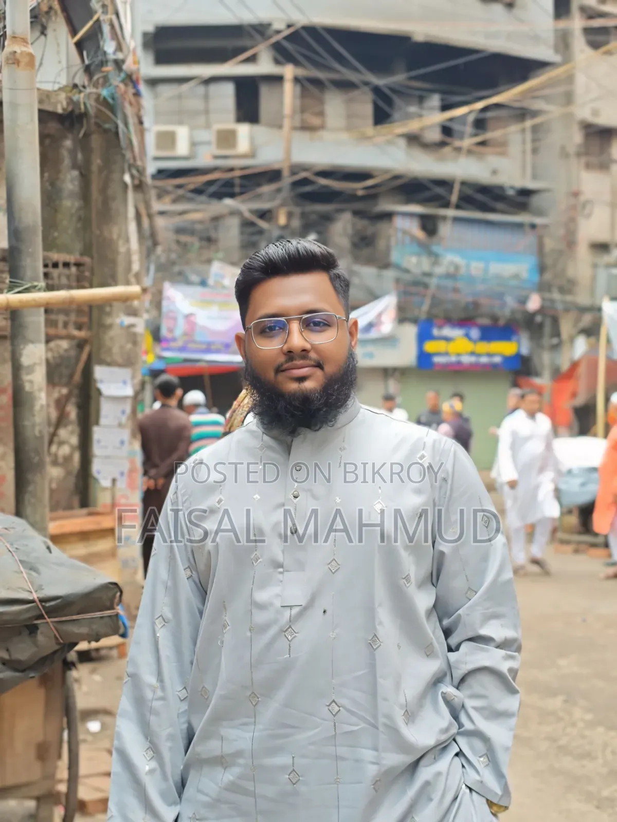 আমি একজন মাদ্রাসার ছাত্র। পড়ালেখার পাশাপাশি পার্ট টাইম কাজ করতে চাই।