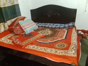 একটি পারটেক্সের খাট বিক্রি হবে