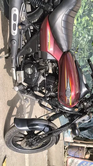 Bajaj Avenger 150 Street 2018 Red