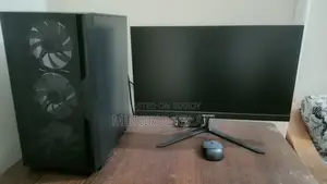 Desktop Computer 8GB AMD Ryzen 5 SSD 256GB
