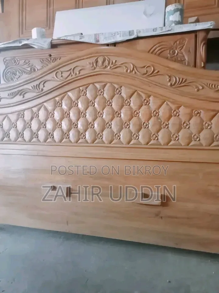 Semi-box Bed