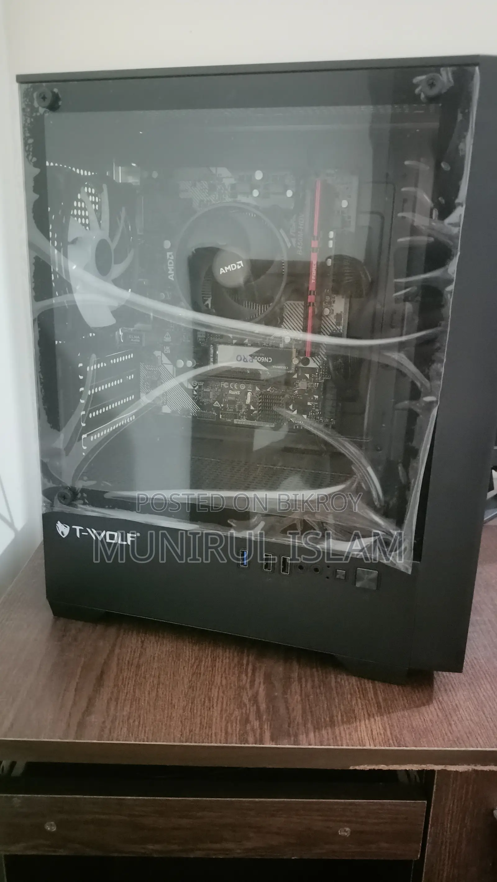 Desktop Computer 8GB AMD Ryzen 5 SSD 256GB