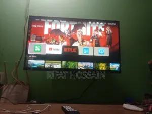 LRC Smart TV New Condition 15 Days Used