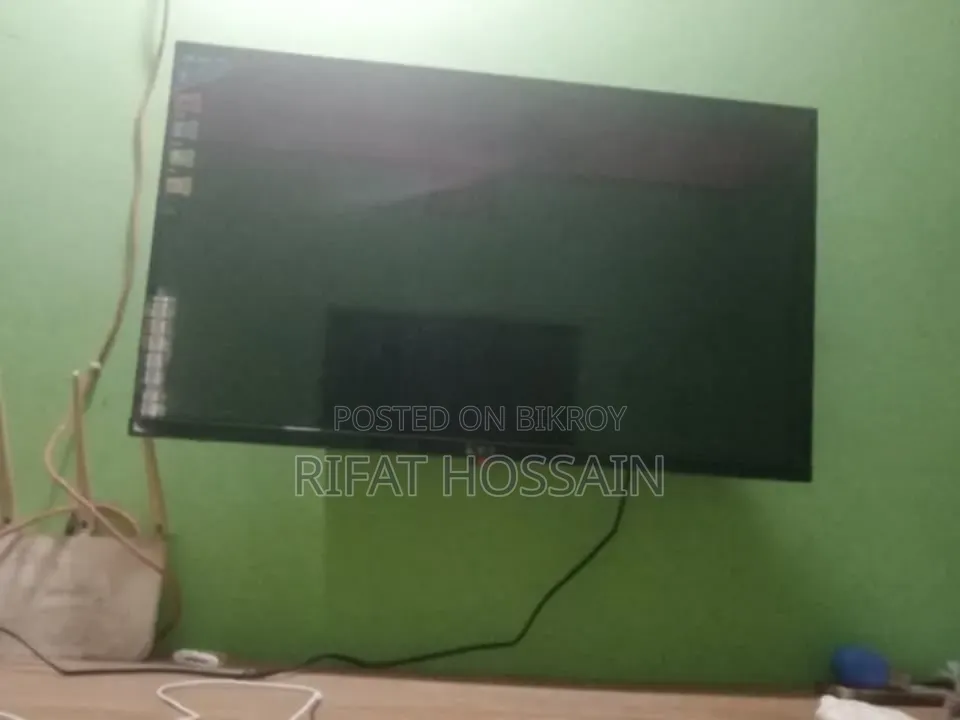 LRC Smart TV New Condition 15 Days Used