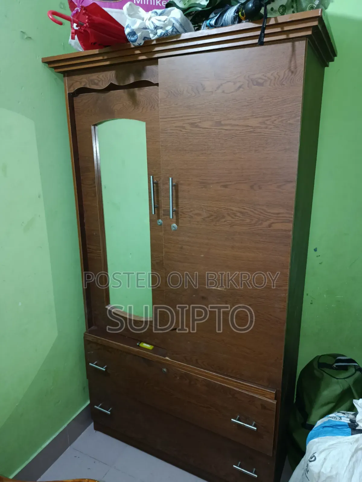 Wardrobe. For sale. Location Savar College Road