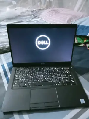 Laptop Dell Latitude 5300 8GB Intel Core I5 SSD 256GB