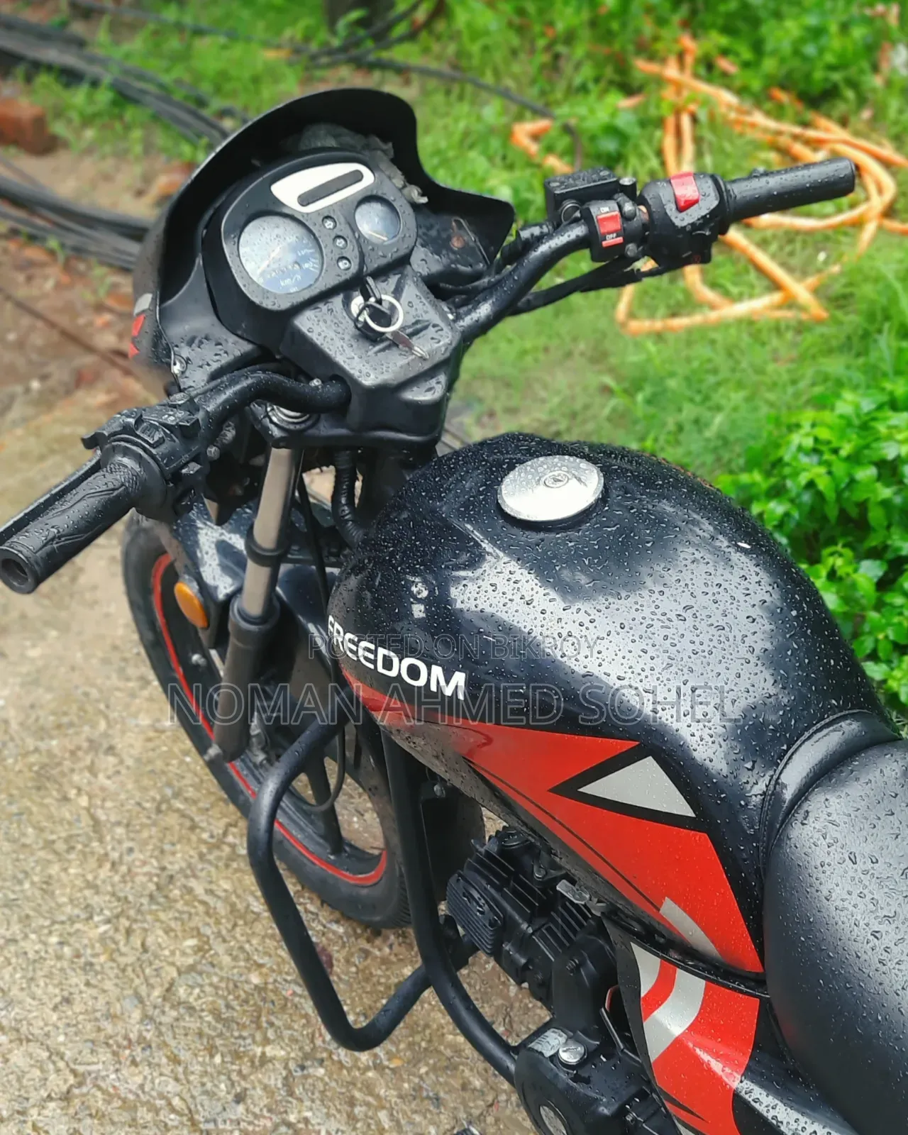 Royal Motorcycle 2015 Black