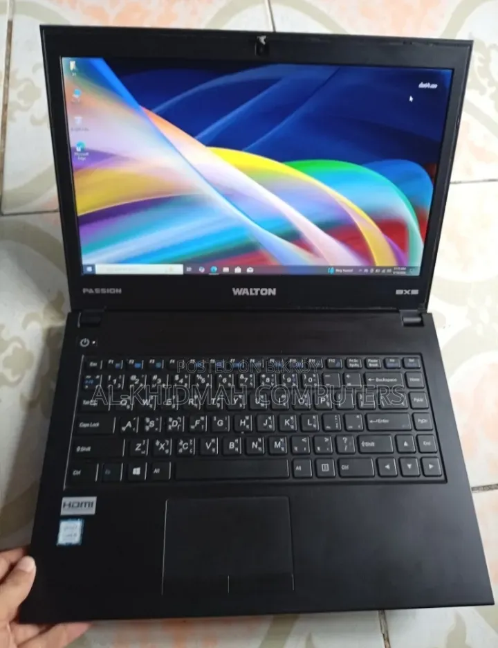 Laptop 4GB RAM Intel Core i5 1TB HDD