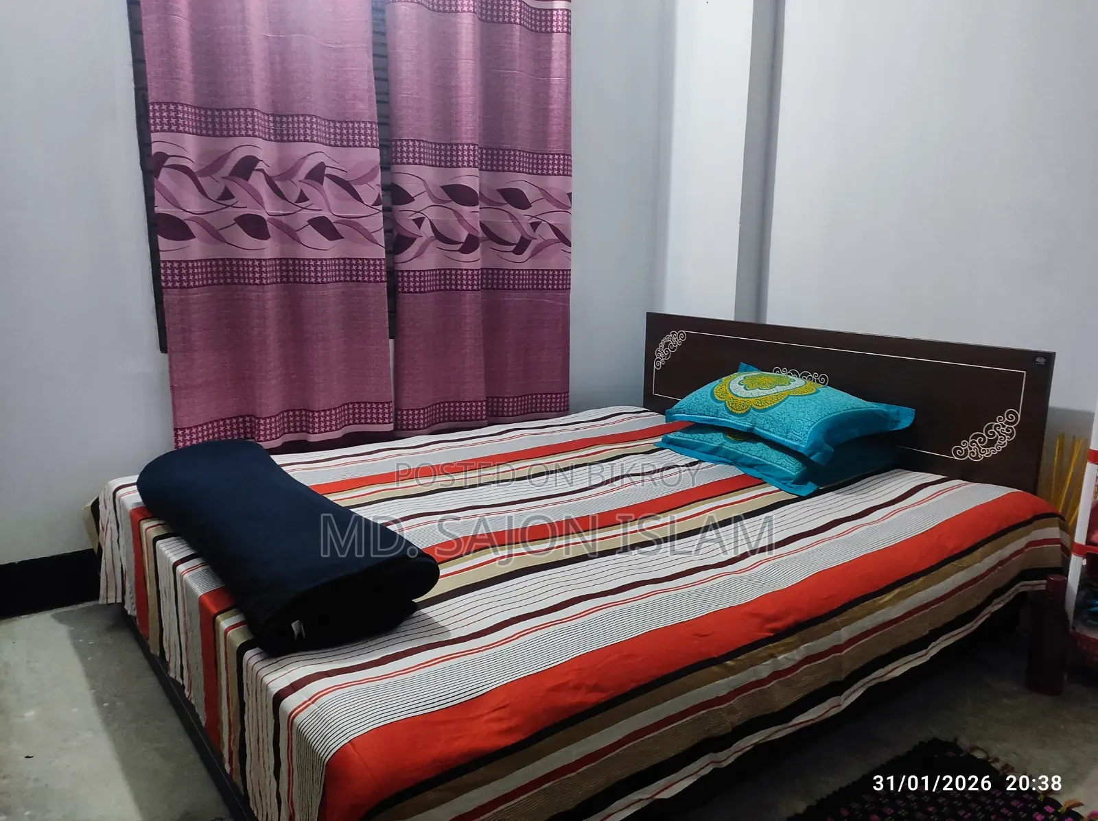 রিগাল ব্যান্ডের খাট
