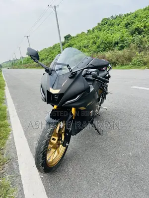 Yamaha 2023 Black