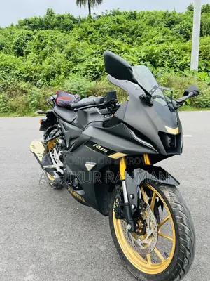 Yamaha 2023 Black