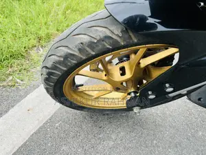 Yamaha 2023 Black