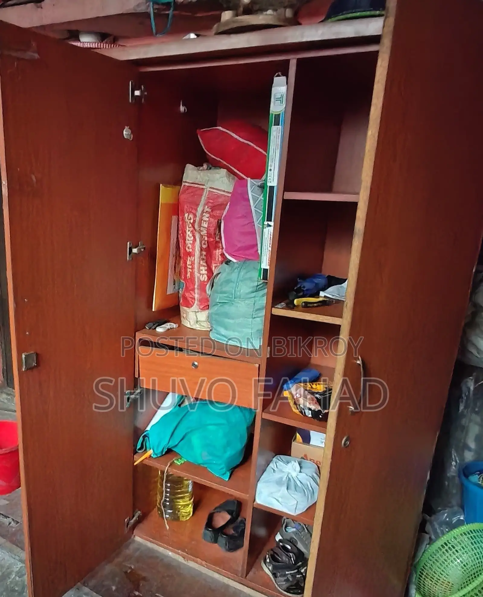 Almari - 3 Part Wardrobe