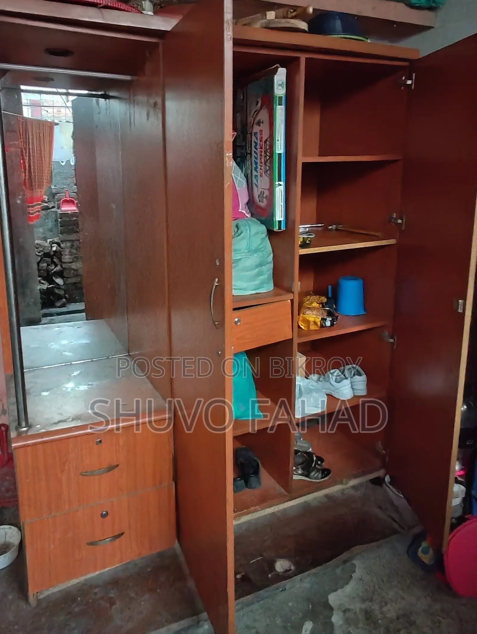 Almari - 3 Part Wardrobe