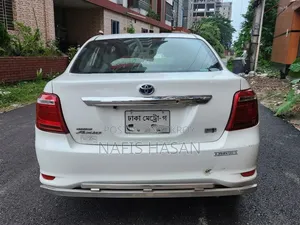 Toyota Axio 2017 White