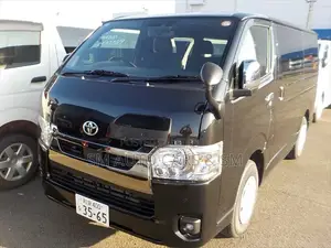 Toyota HiAce 2022 Black