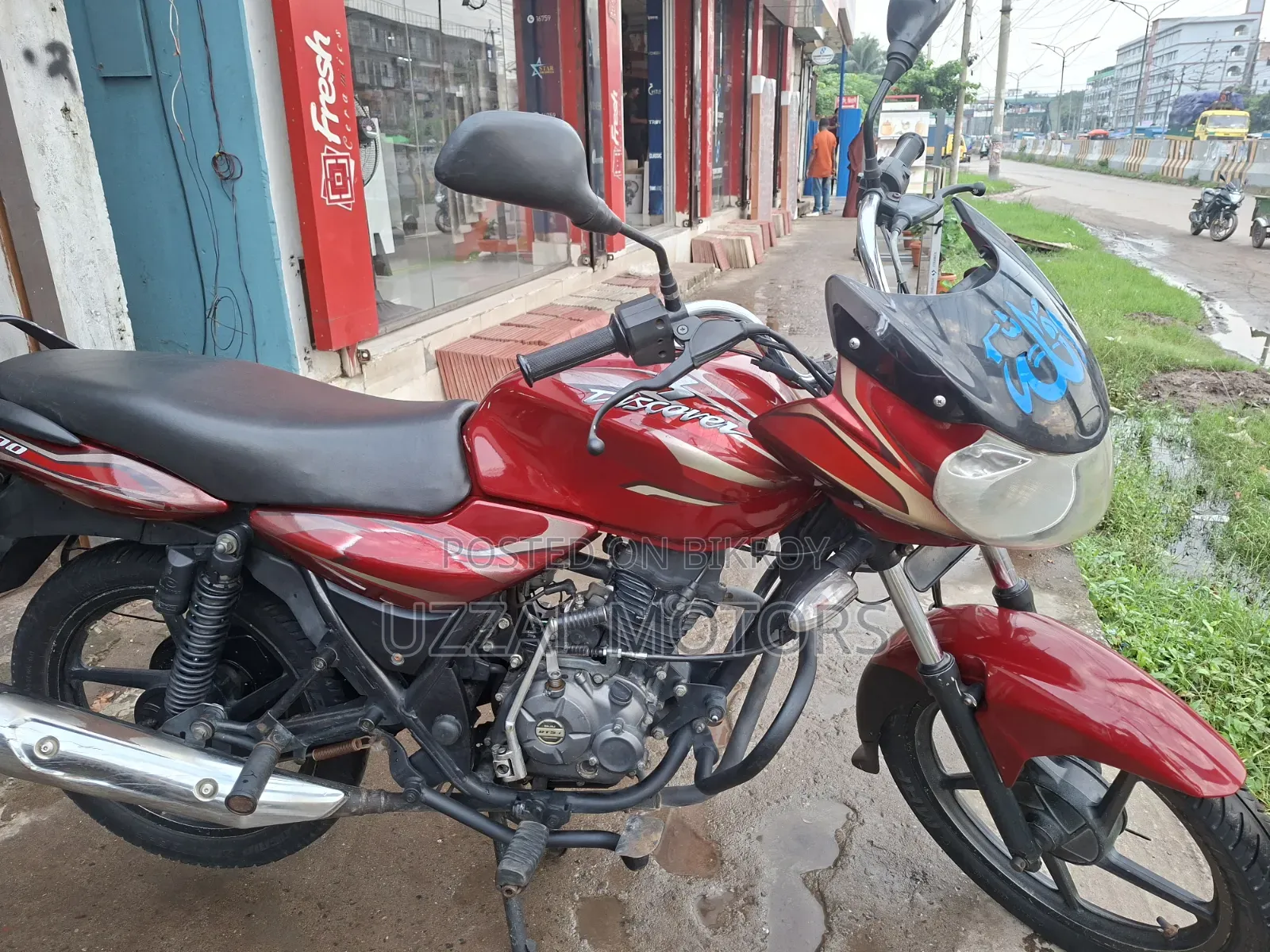 Bajaj Discover 100cc Model 2017