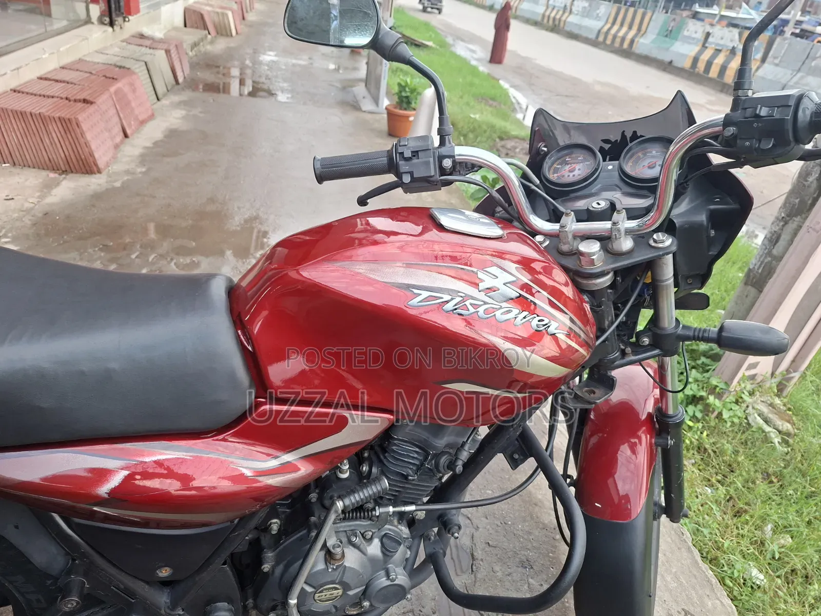 Bajaj Discover 100cc Model 2017