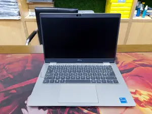 Laptop Dell Latitude 5320 16GB Intel Core i5 SSD 256GB
