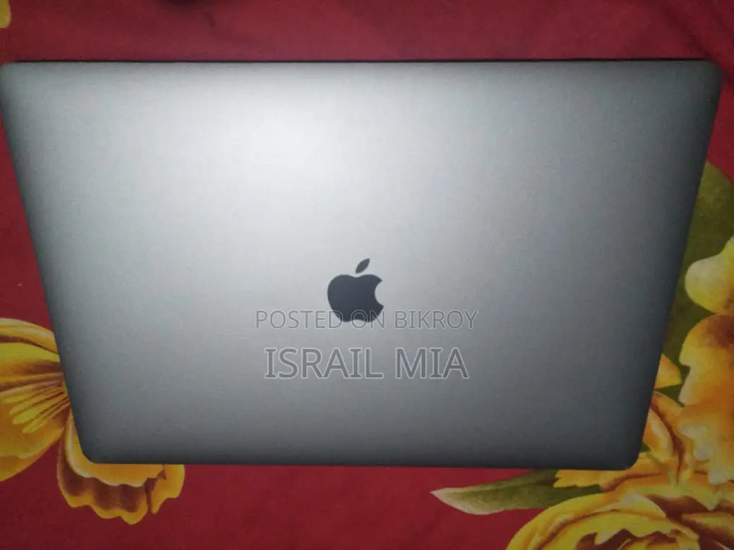 Laptop Apple MacBook Pro 2019 32GB Intel Core I9 SSD 500GB