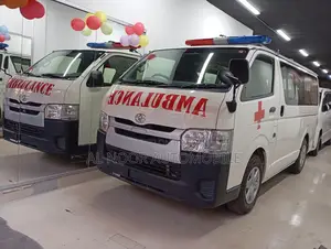 Toyota HiAce 2021 White