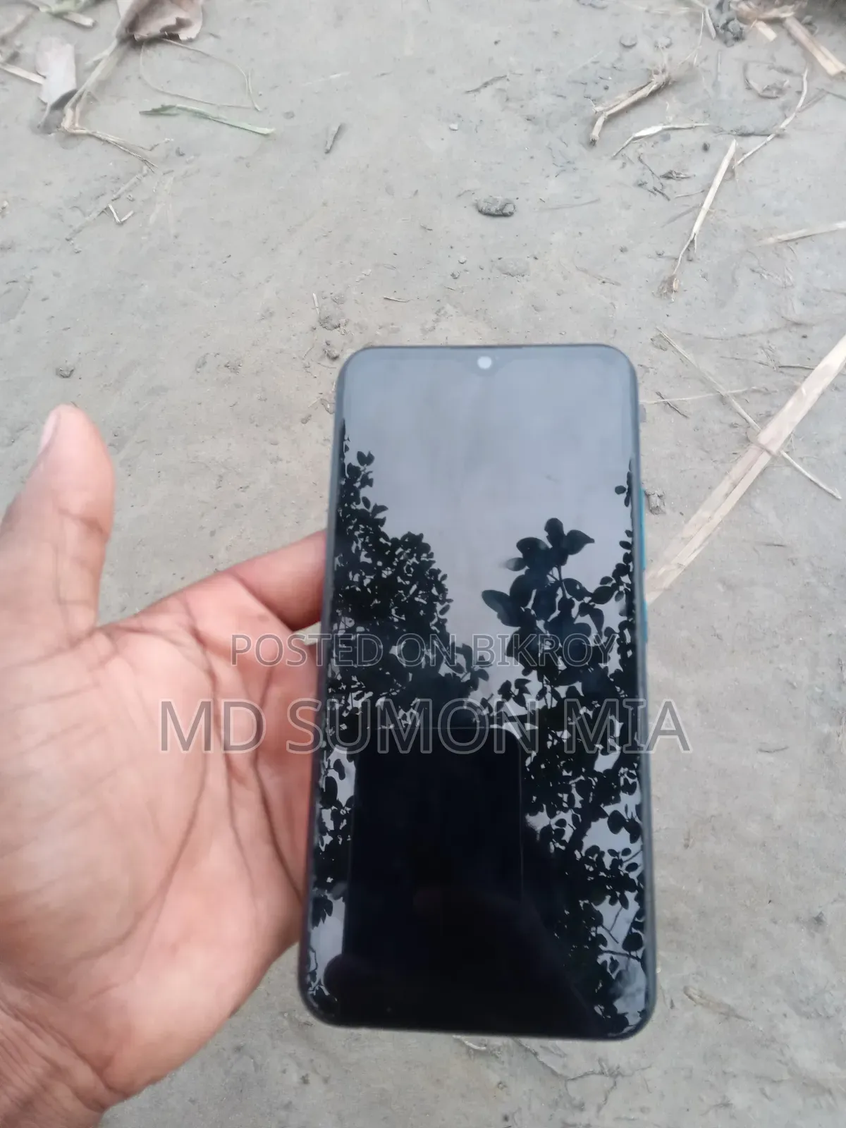 Vivo Y11 32 GB Blue