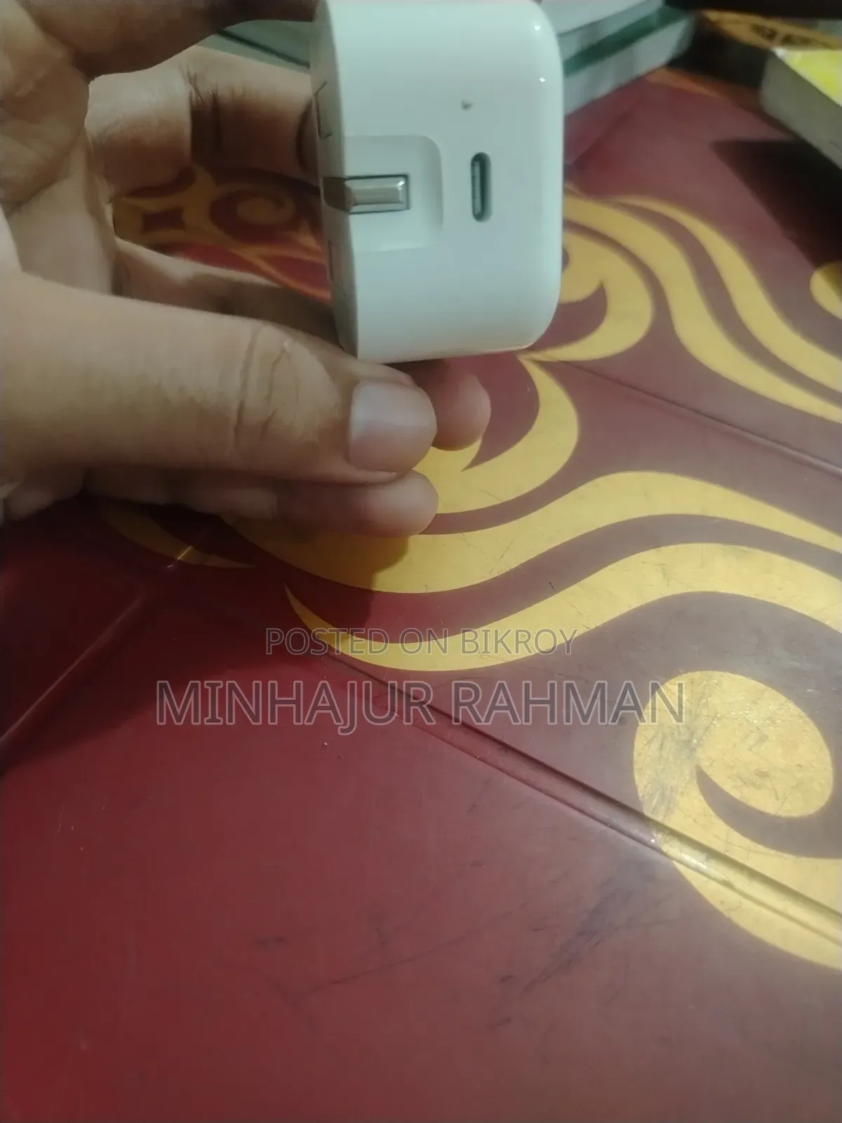 আইফোন অরিজিনাল চার্জার
