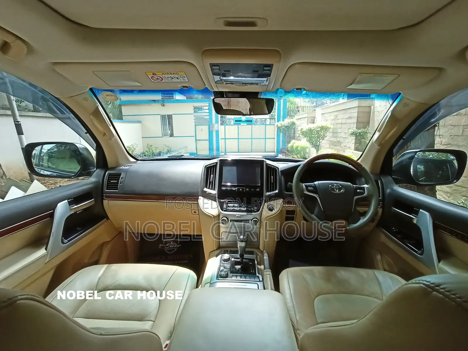 Toyota Land Cruiser 4.5 V8 VXR 2016 Black