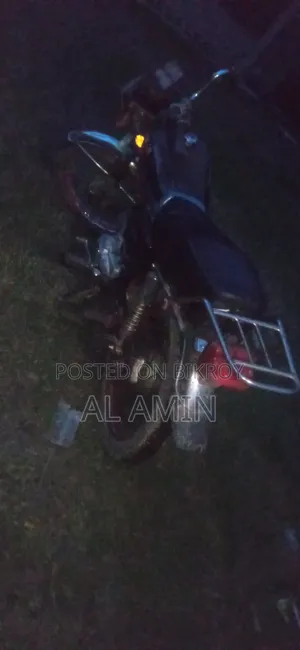 Dayang DY100-A 2005 Green
