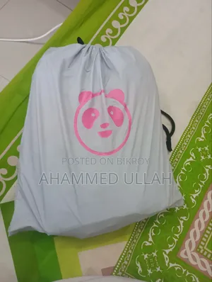 ফুডপান্ডা রাইডার ব্যাগ ও রেইনকোট